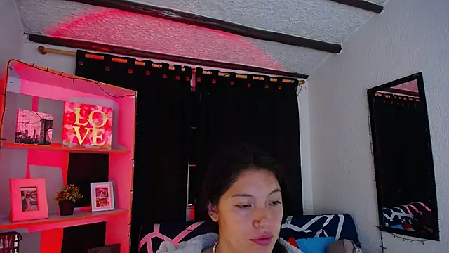 Sian  1 online show from 21, 2, 2025