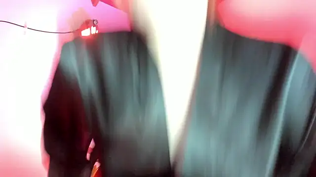 sweeet peach online show from 25, 4, 2026