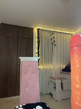 Snapshot of lina_pink chatting on 26, 2, 2026 lina pink online show from 26, 2, 2026