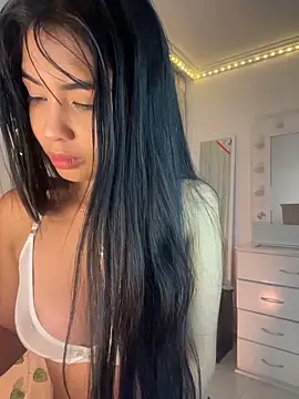 Snapshot of lina_pink chatting on 22, 3, 2026 lina pink online show from 22, 3, 2026