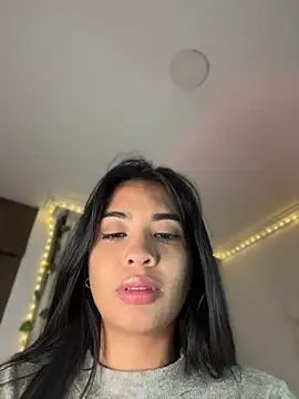 Snapshot of lina_pink chatting on 24, 4, 2026 lina pink online show from 24, 4, 2026