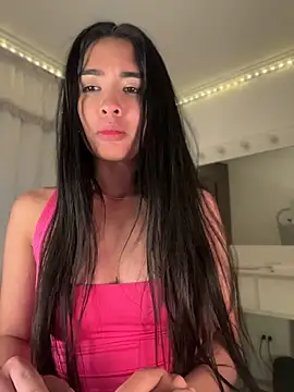 Snapshot of lina_pink chatting on 18, 5, 2026 lina pink online show from 18, 5, 2026