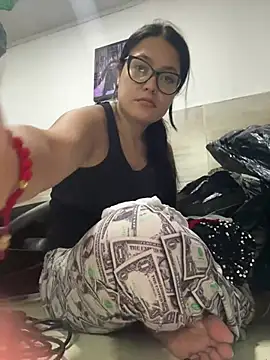 Karla-sexy01 online show from 16, 5, 2026
