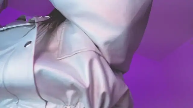 evy orange1 online show from 11, 10, 2025