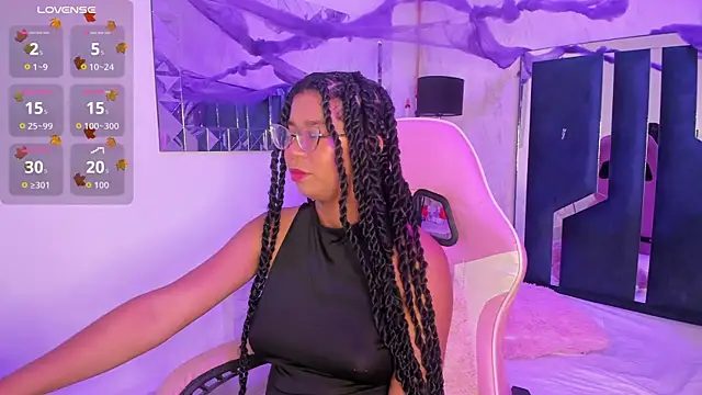 MilaHall  online show from 28, 10, 2025