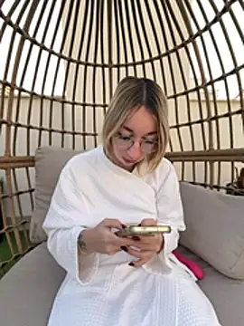 Giuliana baby online show from 18, 2, 2026