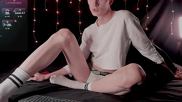 Snapshot of Unholy_Halo chatting on 18, 9, 2025 Unholy Halo online show from 18, 9, 2025