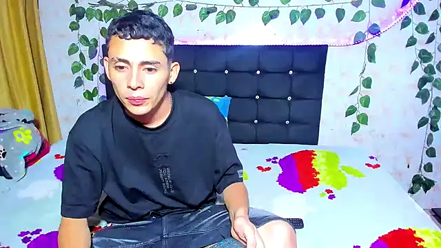 Snapshot of Alexander_and_Xiao chatting on 18, 1, 2025 Alexander and Xiao online show from 18, 1, 2025