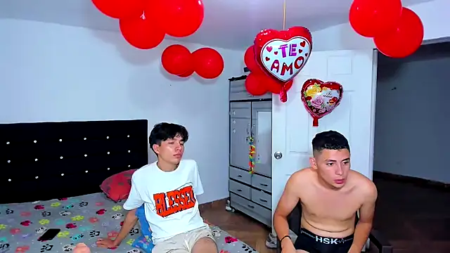 Snapshot of Alexander_and_Xiao chatting on 14, 2, 2025 Alexander and Xiao online show from 14, 2, 2025