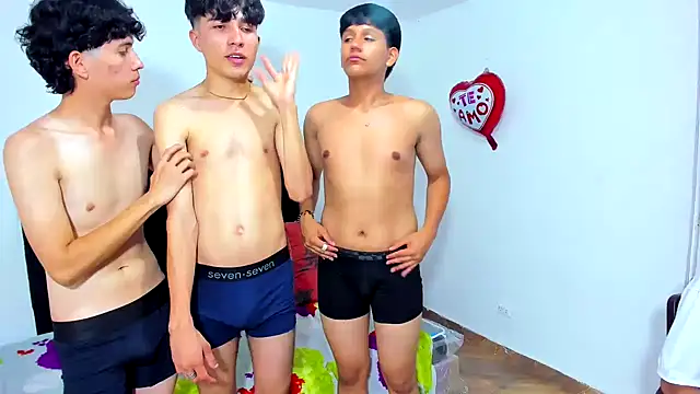 Snapshot of Alexander_and_Xiao chatting on 26, 2, 2025 Alexander and Xiao online show from 26, 2, 2025