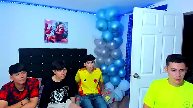 Snapshot of Alexander_and_Xiao chatting on 14, 3, 2025 Alexander and Xiao online show from 14, 3, 2025