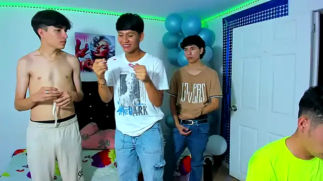 Snapshot of Alexander_and_Xiao chatting on 18, 3, 2025 Alexander and Xiao online show from 18, 3, 2025