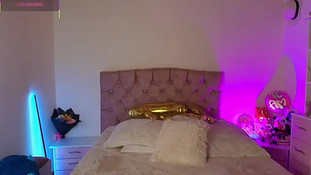 miaa saenz1 online show from 25, 10, 2025