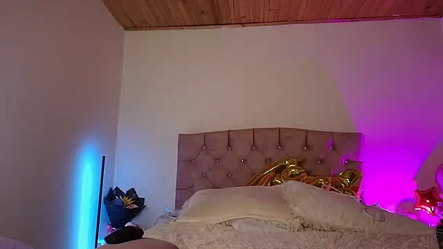 miaa saenz1 online show from 8, 11, 2025