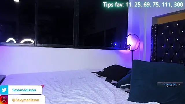 MADISSONLOVE  online show from 11, 1, 2026