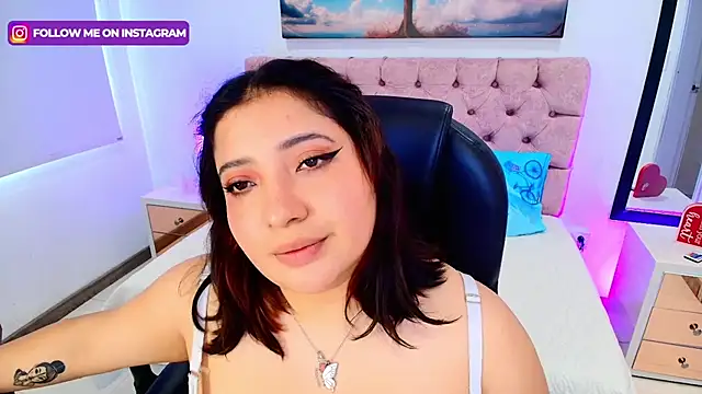 Emma monserrat online show from 8, 11, 2025