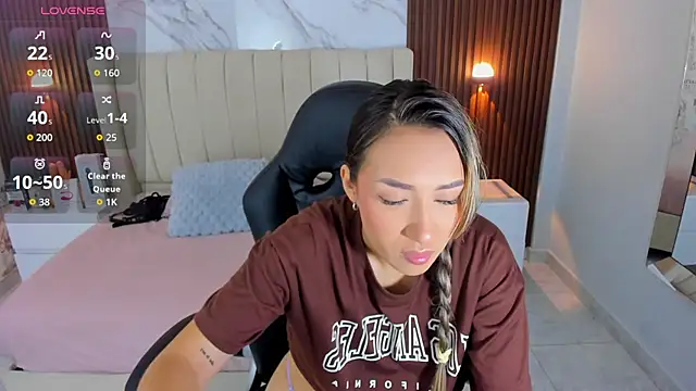 CAMILAGRAY online show from 22, 7, 2026