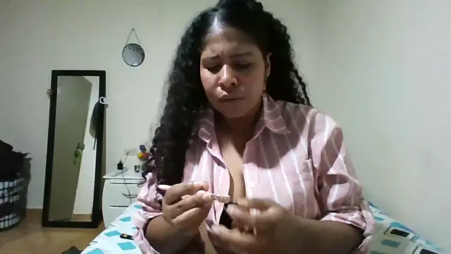 Ivon-09 online show from 18, 4, 2026