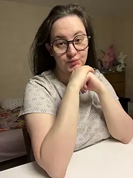 Snapshot of hungry1bunny chatting on 9, 12, 2024 hungry1bunny online show from 9, 12, 2024