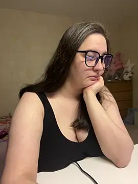 Snapshot of hungry1bunny chatting on 23, 1, 2025 hungry1bunny online show from 23, 1, 2025