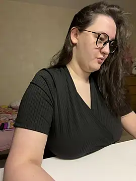 Snapshot of hungry1bunny chatting on 24, 1, 2025 hungry1bunny online show from 24, 1, 2025