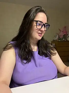 Snapshot of hungry1bunny chatting on 25, 1, 2025 hungry1bunny online show from 25, 1, 2025