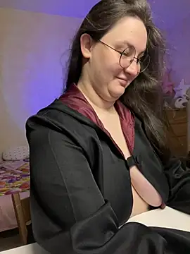 Snapshot of hungry1bunny chatting on 9, 2, 2025 hungry1bunny online show from 9, 2, 2025