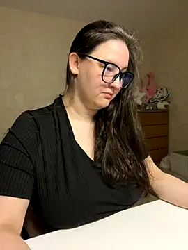 Snapshot of hungry1bunny chatting on 12, 9, 2025 hungry1bunny online show from 12, 9, 2025