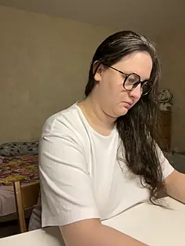 Snapshot of hungry1bunny chatting on 21, 9, 2025 hungry1bunny online show from 21, 9, 2025