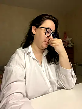 Snapshot of hungry1bunny chatting on 11, 10, 2025 hungry1bunny online show from 11, 10, 2025