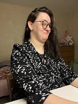 Snapshot of hungry1bunny chatting on 1, 11, 2025 hungry1bunny online show from 1, 11, 2025