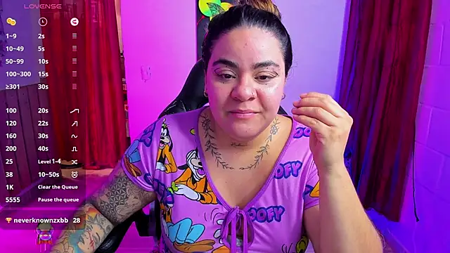 Snapshot of Sharon_hils chatting on 17, 1, 2025 Sharon hils online show from 17, 1, 2025