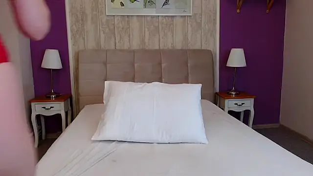 LisaCaprice online show from 20, 3, 2025