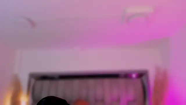 Snapshot of ChaynnaCooper chatting on 22, 11, 2025 ChaynnaCooper online show from 22, 11, 2025