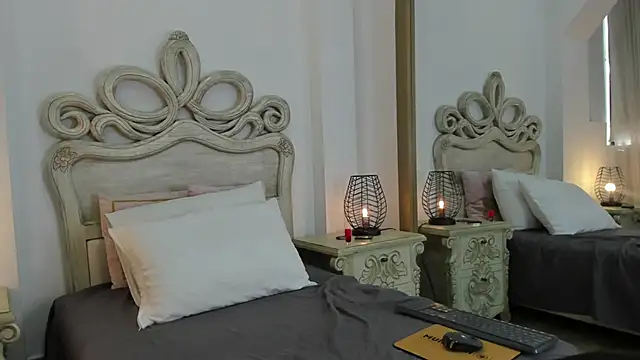 SamanthaFerrer   online show from 23, 9, 2025