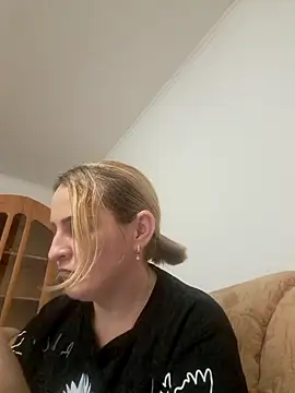 Malichkaanna30 online show from 6, 2, 2025