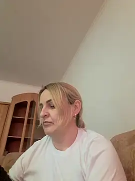 Malichkaanna30 online show from 26, 2, 2025