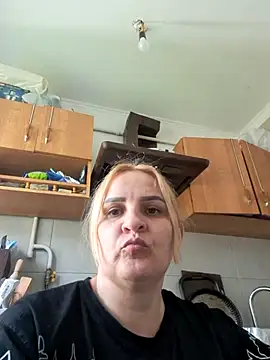 Malichkaanna30 online show from 13, 4, 2026