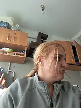 Malichkaanna30 online show from 15, 4, 2026