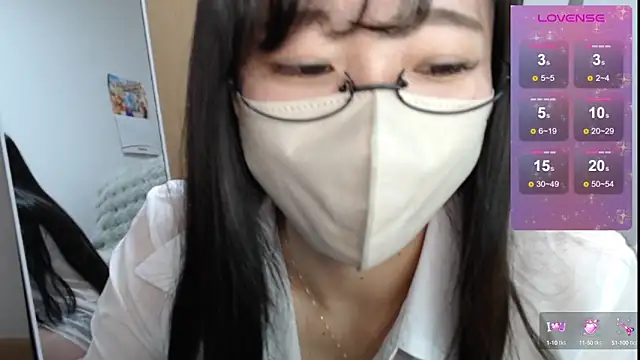 Snapshot of Rio_chan_ chatting on 5, 3, 2025 Rio chan online show from 5, 3, 2025