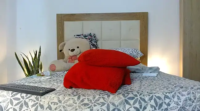 Snapshot of HELLEN_SWEET6 chatting on 15, 2, 2025 HELLEN SWEET6 online show from 15, 2, 2025