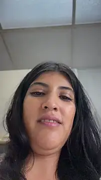 Afroditapoloo online show from 3, 8, 2026