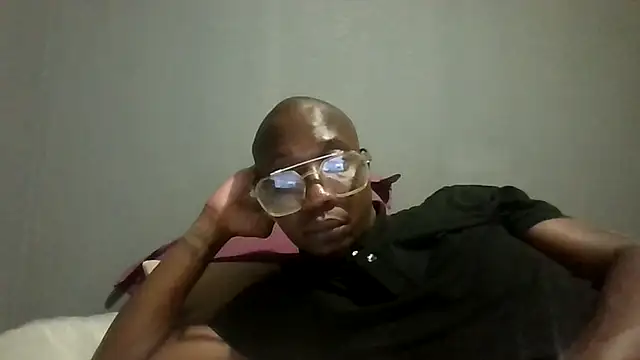 Snapshot of TheeRealShow chatting on 1, 3, 2026 TheeRealShow online show from 1, 3, 2026