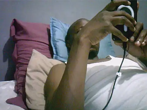 Snapshot of TheeRealShow chatting on 11, 3, 2026 TheeRealShow online show from 11, 3, 2026