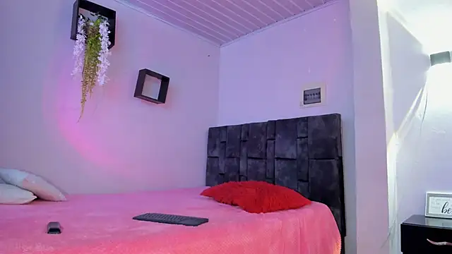 kitty myers online show from 13, 9, 2025