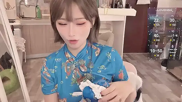 -XunMengLong- online show from 22, 2, 2025