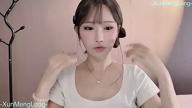 -XunMengLong- online show from 12, 4, 2026