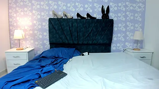 BritneySweet  online show from 13, 3, 2025