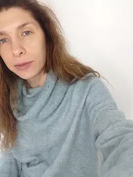 YourSuperModel online show from 26, 9, 2025