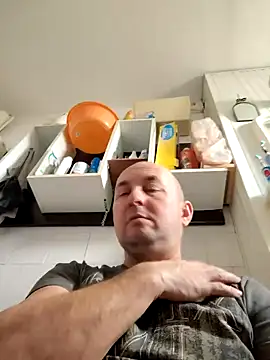 intx800 online show from 25, 1, 2025